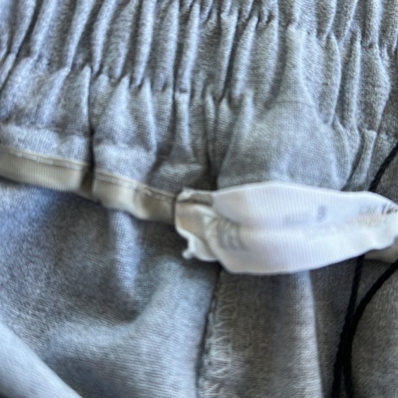 Zara gray flat front pull on pants - Picture 6 of 8